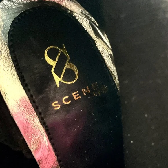 Black Scene Weaver Velvet Lucille Knee High Lace Up Boots Gold Chain Size 6 - Picture 16 of 16